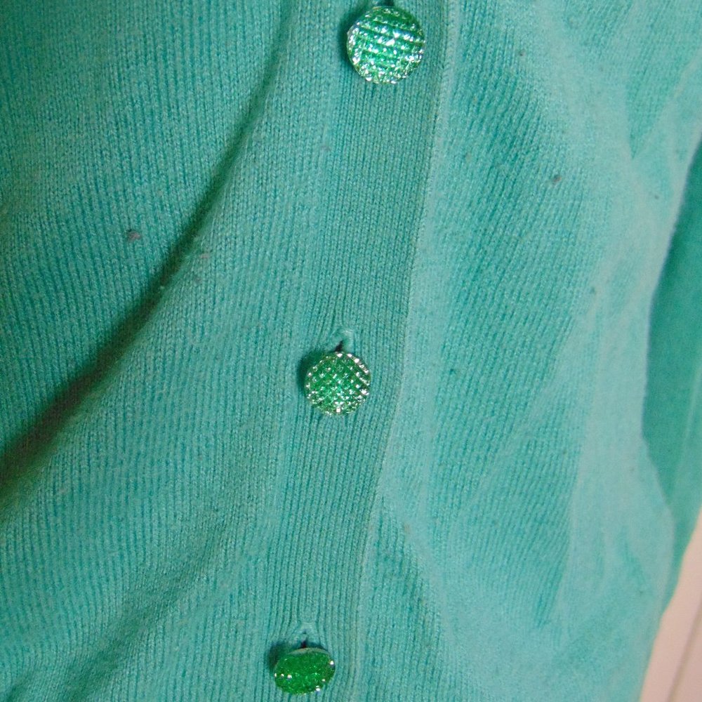 Sold🎉 - Picture 2 of 4